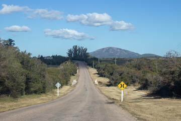 Camino entre las sierras