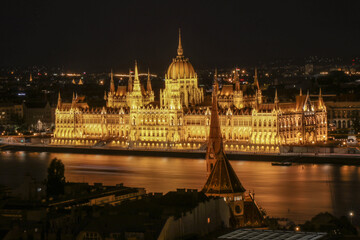 Obraz premium 부다페스트 국회의사당 야경