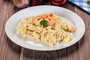 Gourmet risotto with prawn and cheese