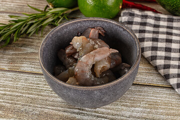 Raw peeled shrimp for cooking