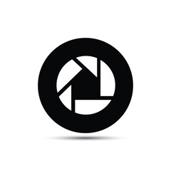 chrome round shape logo design icon