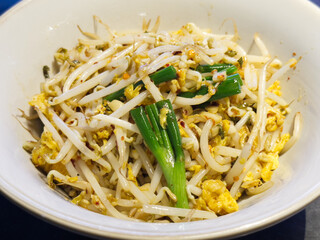 もやしのピリ辛炒め