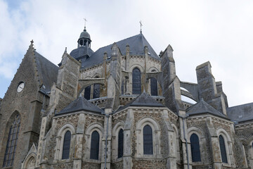 Basilique Notre-Dame-des-Miracles à Mayenne