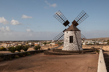 Molino de viento tradicional en Lajares, Fuerteventura