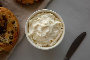 Organic Creamy Cream Cheese Spread Perfect for Bagels