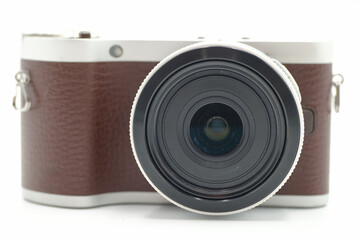 Classic mirrorless camera with a vintage design and modern features, ideal for photography enthusiasts