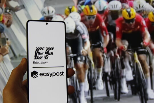 EF Education Easypost - EFN - Equipe de ciclismo profissional estadounidense de categoria UCI WorldTeam desde a temporada de 2009, que participa no UCI WorldTour.