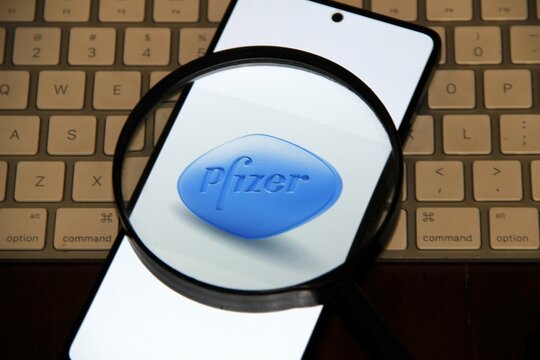 Pfizer - Empresa farmac&ecirc;utica multinacional com sede em Nova Iorque, Estados Unidos.