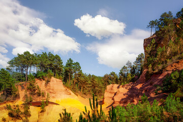Les Ocres du Roussillon, footpath and red rocks. Provence, France