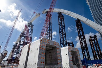 Miami signature bridge construction