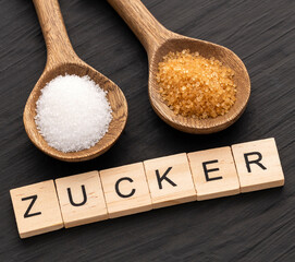 Brown sugar and refined white sugar - Word sugar translated into German