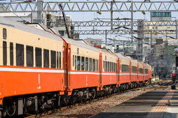 「莒光号」の客車です　台湾の客車急行列車として走ります