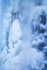 長野県松本市安曇鈴蘭　乗鞍高原　冬の凍結した善五郎の滝