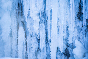 長野県松本市安曇鈴蘭　乗鞍高原　冬の凍結した善五郎の滝