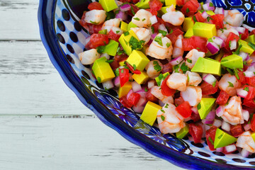 エビのセビーチェ（海老のセビーチェ）（セビチェ, セビッチェ）メキシコ料理 コピースペースあり Mexican shrimp ceviche（Mexican shrimp cebiche, Ceviche de camarón, Cebiche de camarón), copy space available