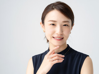 女性