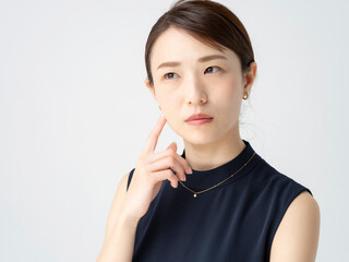 女性