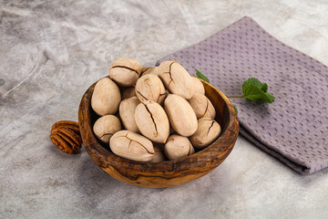 Crunchy pecan nut in the bowl