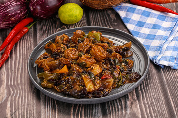 Squid with vegetables in oyser sauce