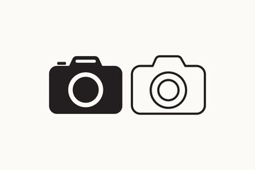Camera icon vector. photo camera sign and symbol. photography icon.