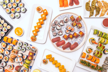 The process of making uramaki requires a certain amount of skill a