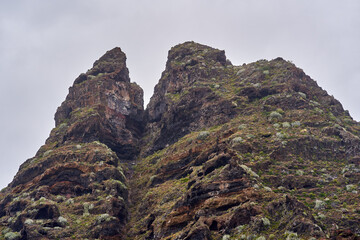 Roque Dos Hermanos cliff face