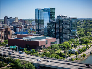 City view with a large building in the middle