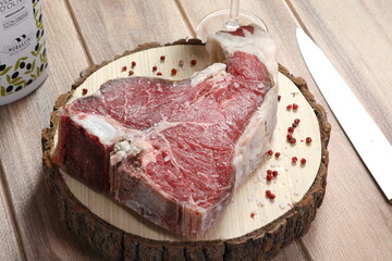 polpette hamburger tagliata di carne filetto con rucola e pomodorini pollo e spiedini 