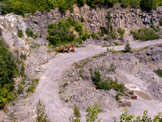 Granite quarry and old technique