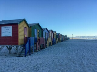 Naklejka premium Colorful beach cabins