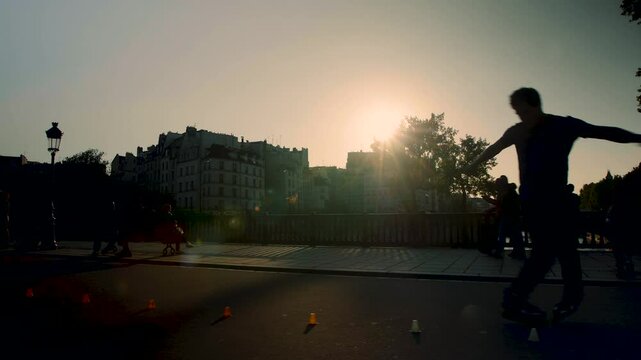Roller dans la rue