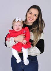 mão com bebe adorável celebra dia das mães 