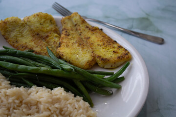 Filet de Sole Croustillant, Riz et F&egrave;ves Vertes