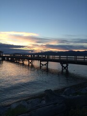 Fototapeta premium Pier at Sechelt, British Columbia: Serene Coastal Landing