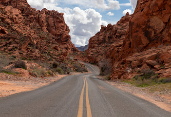Winding Road Through Red Rocks &ndash; Valley of Fire