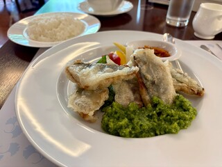 日本のカフェランチ