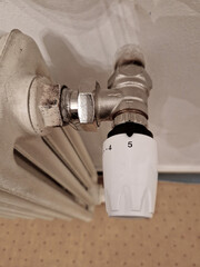 thermostatic head is a valve mounted on a pipe. In order for radiators to maintain desired values in room, it monitor ambient temperature and, depending on it, opens or close ambient temperature and