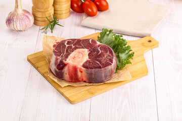 Raw beef ossobuco for roast