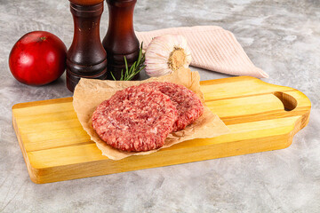 Raw round beef cutlet minced meat