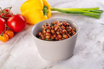 Black eye beans wutg tomato sauce