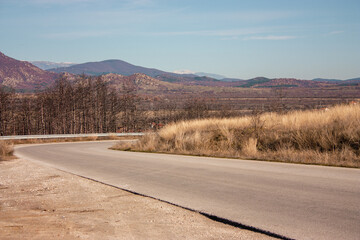road through the mountains
