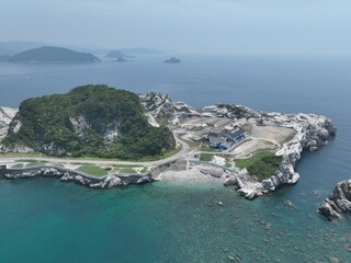 和歌山県のドローンで撮影した絶景の白崎海洋公園