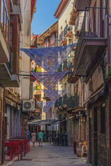 Fototapeta premium Calle la Rua Castro Urdiales en fiestas Semana Grande