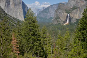 Amazing view of Yosemite Valley from viewpoint Tunnel View in Yosemite national park, California
