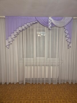 beautiful lambrequin with tulle