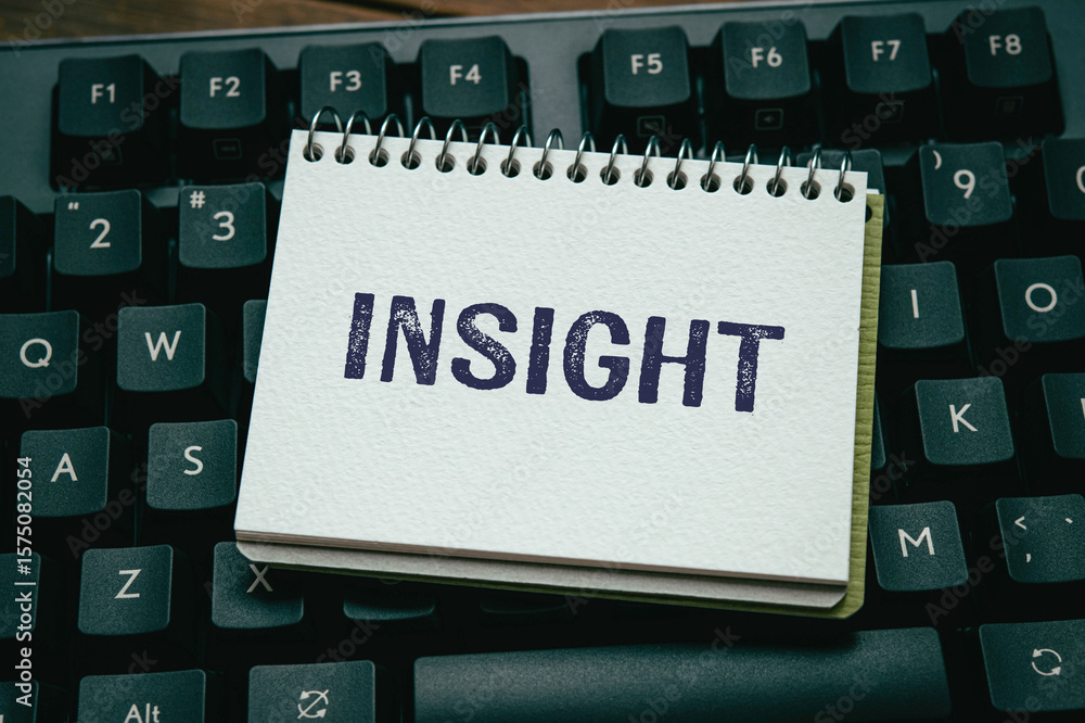 Aufkleber there is notebook with the word insight. it is as an eye-catching image.
