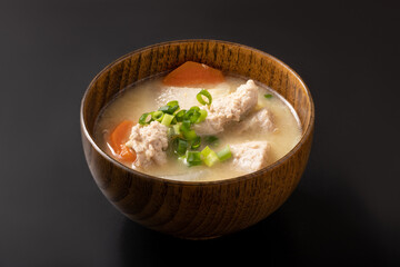 マグロ　あら汁