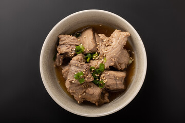 マグロ　あら　醤油煮込み