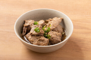 マグロ　あら　醤油煮込み