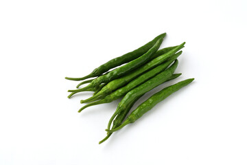 夏野菜　青唐辛子（青とうがらし, 青トウガラシ）白背景　コピースペースあり　Green chili peppers (green pepper,chile verde) white background, copy space available
